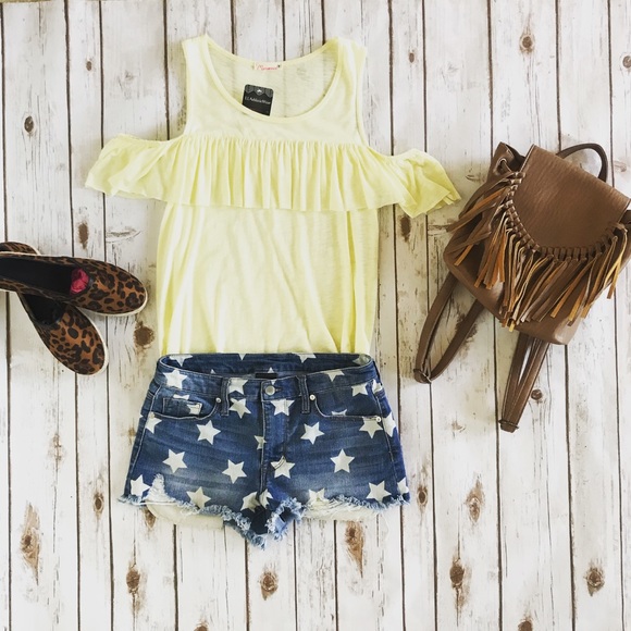Cold Shoulder Top with Ruffle Neckline Size S - Picture 1 of 10